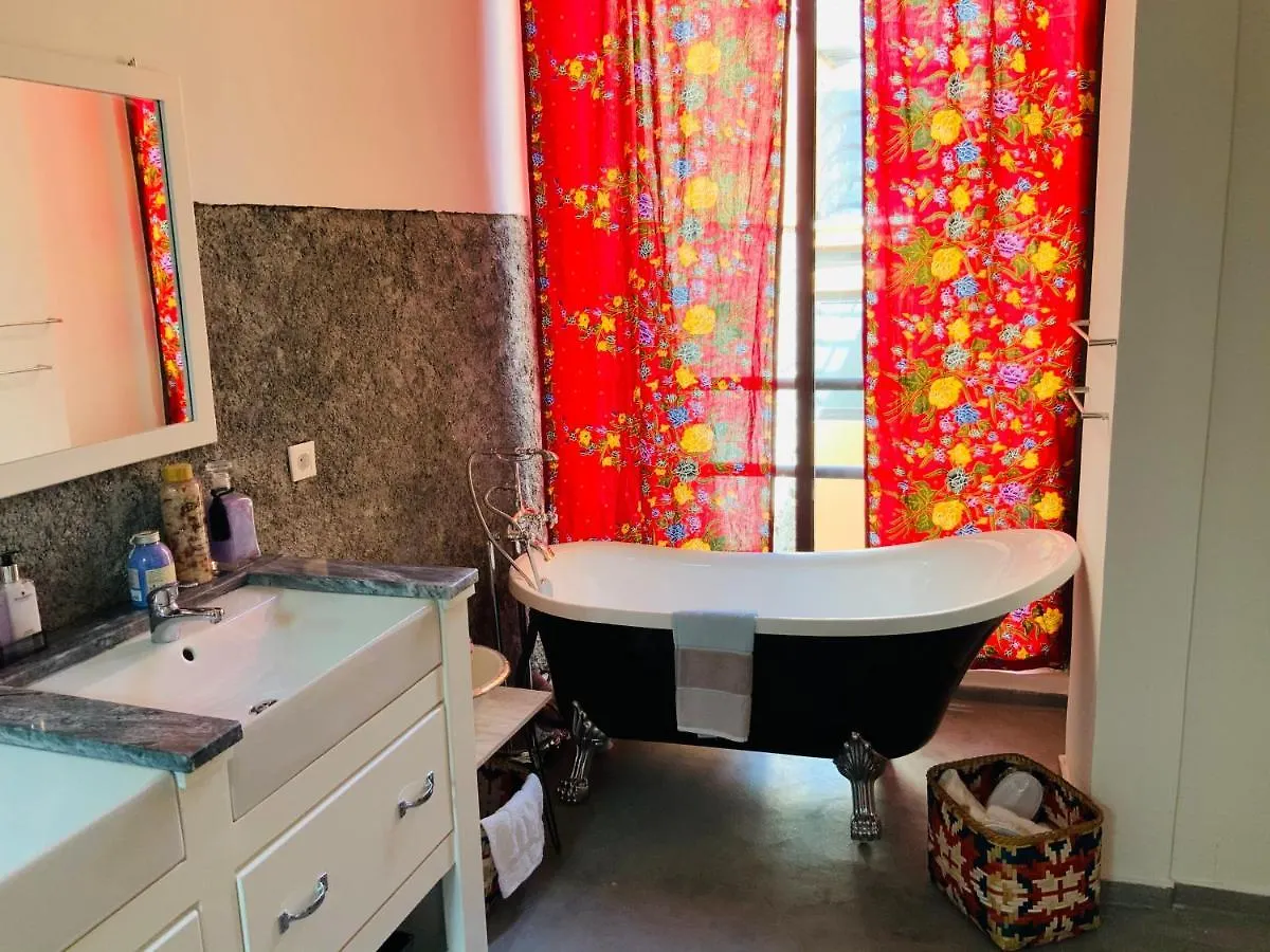 Techas City Center Luxurious Suite Praia Guest house